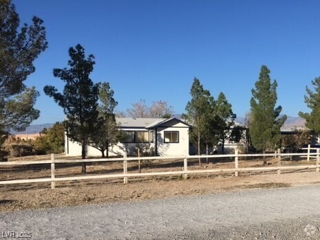 Building Photo - 5601 Vicki Ann Rd Rental
