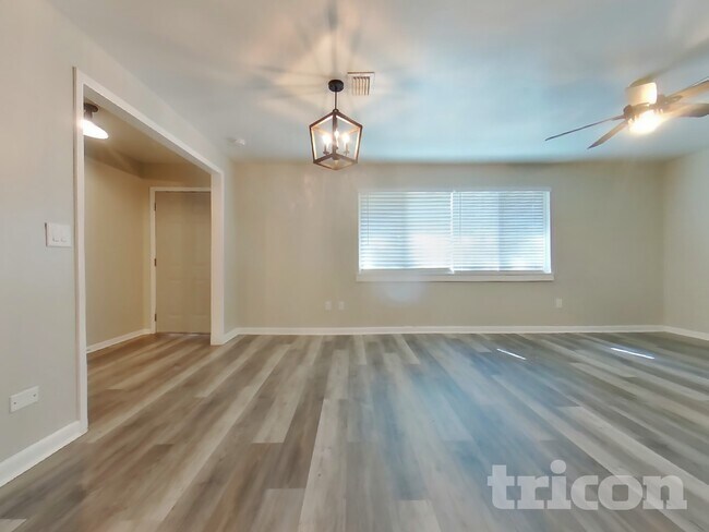 Photo - 243 E Bay Ave