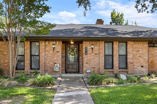 Building Photo - 4014 Kerr Cir