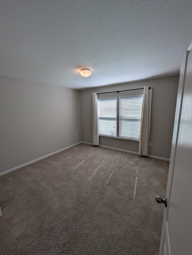 Photo - 226 Lost Lake Dr