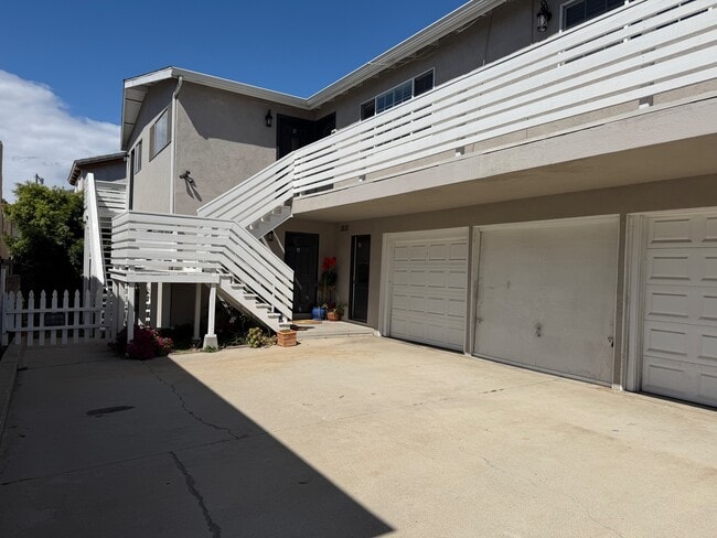Photo - 2617 Rockefeller Ln Unit #C