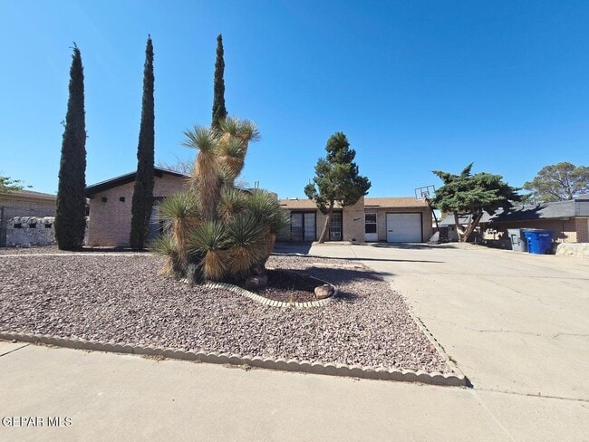 Photo - 6625 Escondido Dr Townhome