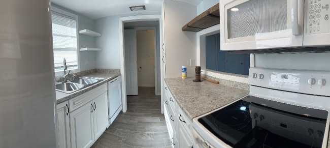 Photo - 2550 SE 15th Ave