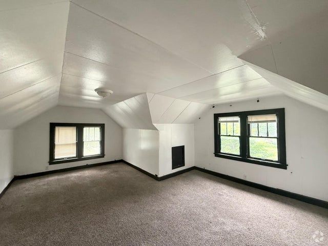 Building Photo - 4668 N 29th St Rental