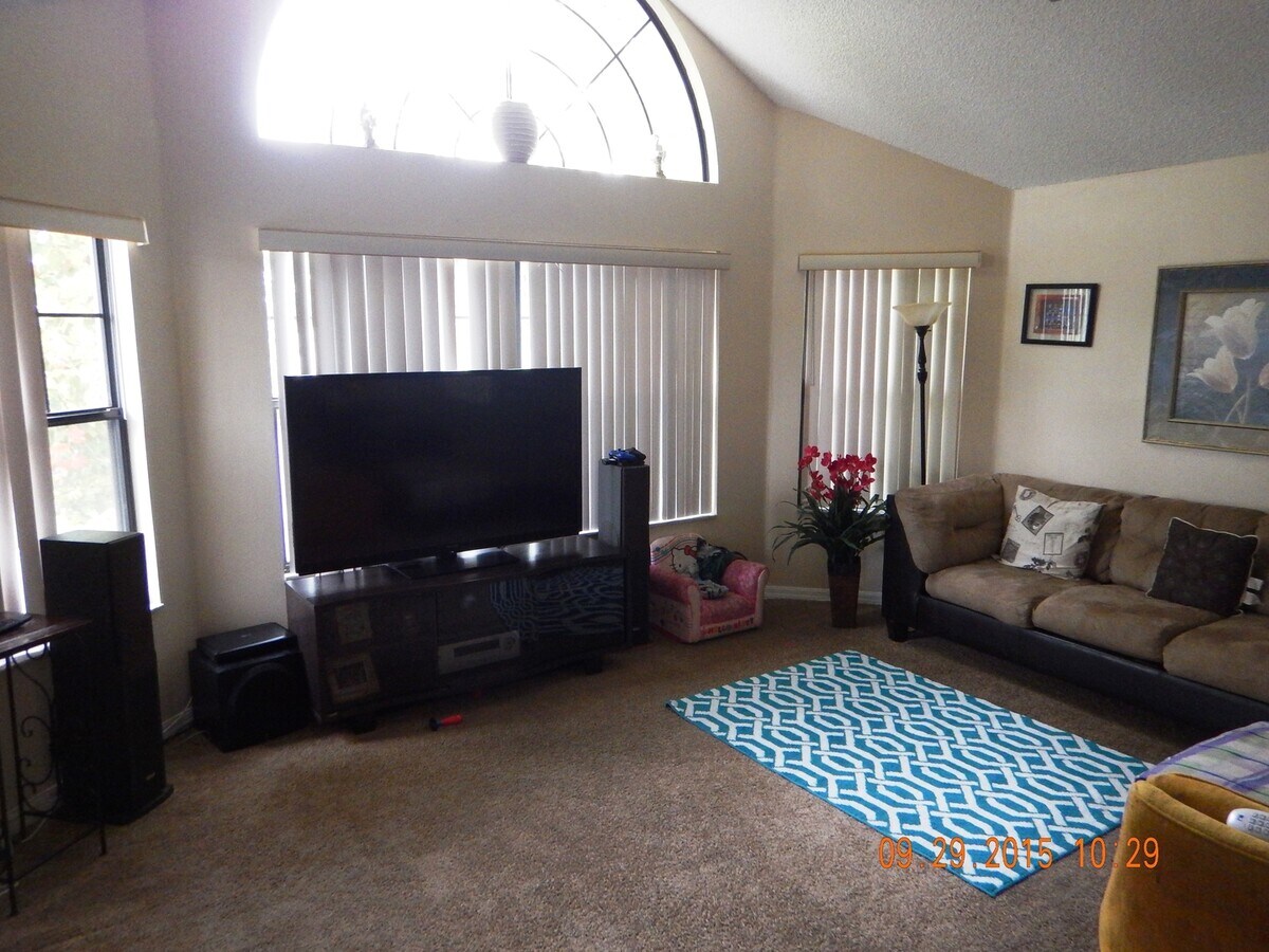Photo - PENTHOUSE CONDO