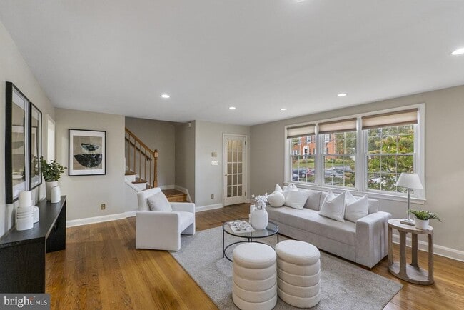 Photo - 1541 Doxbury Rd