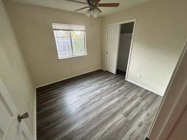 Photo - 5106 Glennwood Dr