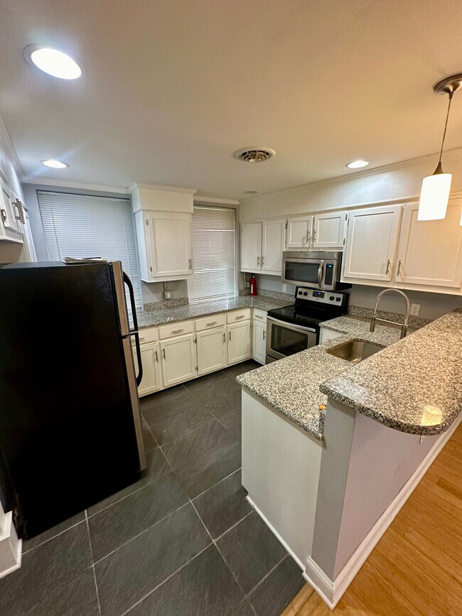 Kitchen - 104 N Division St Unit 2nd Fl.