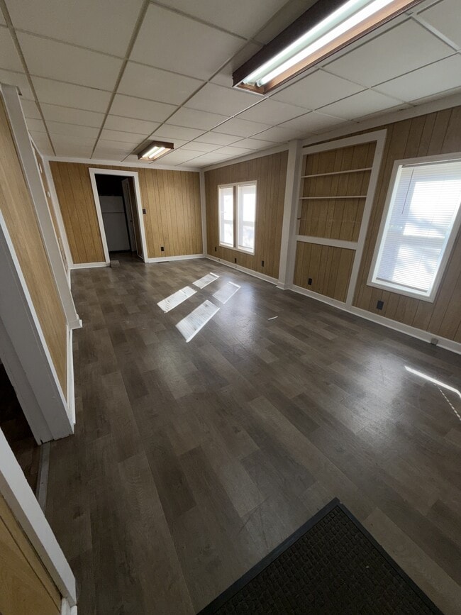 Photo - 651 New Brickyard Rd