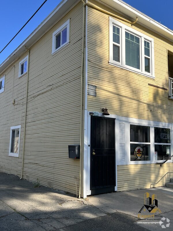 Building Photo - 1914 Alhambra Blvd Rental