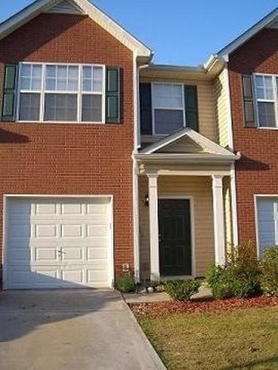Building Photo - 3BR / 2.5 BATH TOWNHOME * COLLEGE PARK GA
