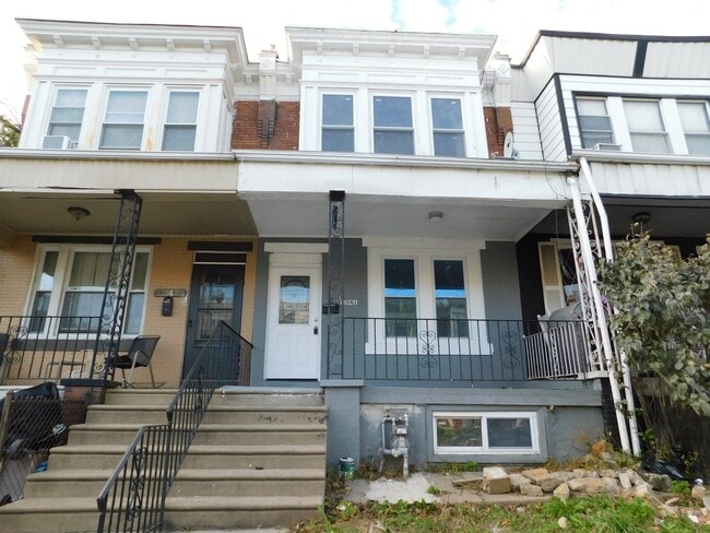Building Photo - Beautiful, spacious home for rent !!!