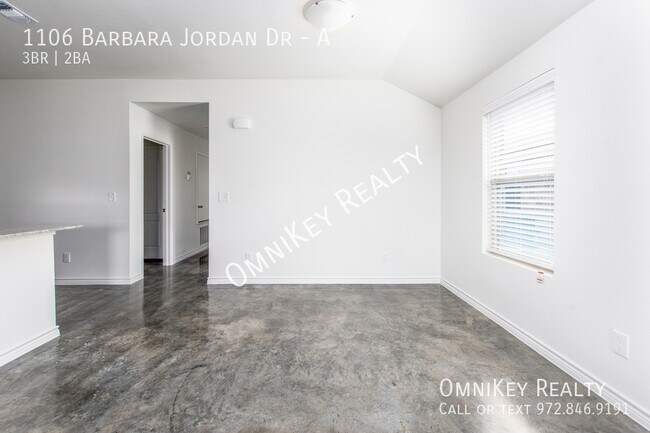 Photo - 1106 Barbara Jordan St Unit A