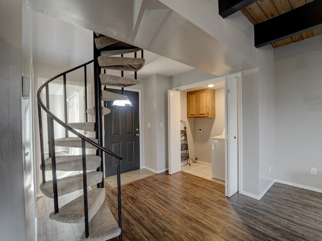 Photo - 13958 Turnberry Ln