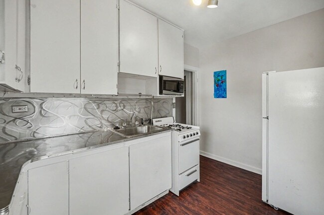 Photo - 1464 N Elizabeth St Unit #5