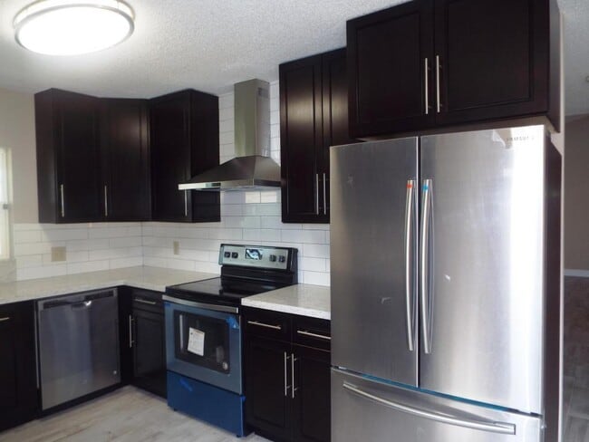 Photo - 1268 Pinetta Cir