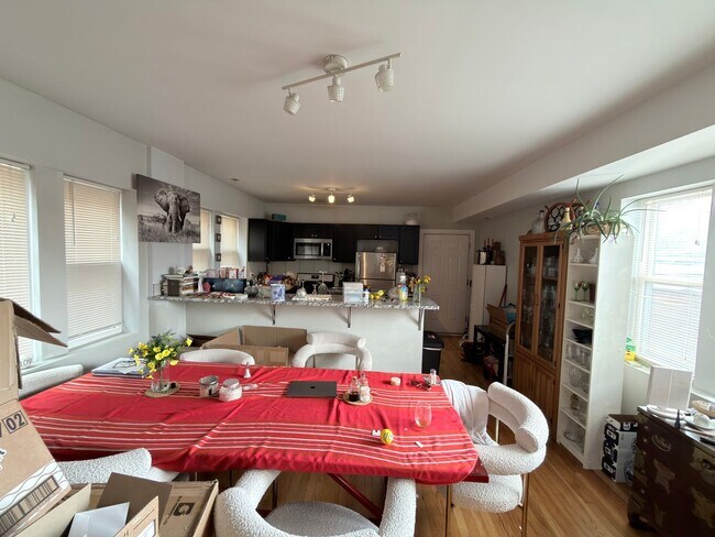 Photo - 4117 W Lawrence Ave Unit 4117-2
