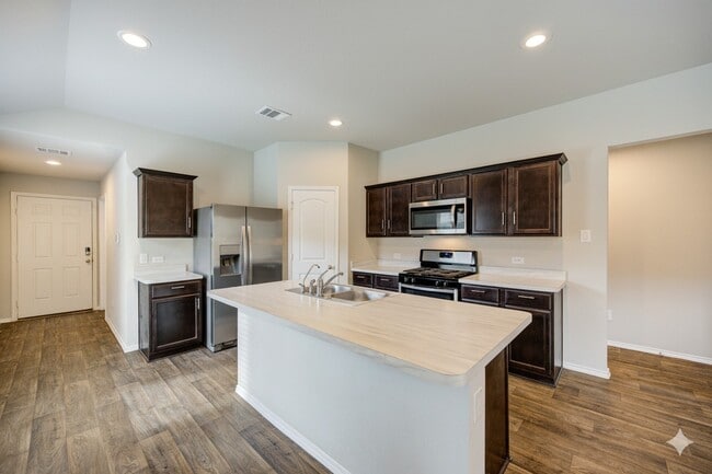 Photo - 16937 Rich Pines Dr