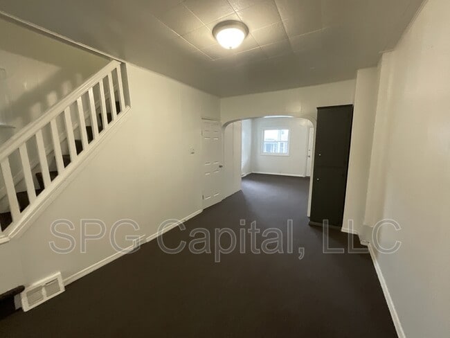Photo - 30 Chestnut St