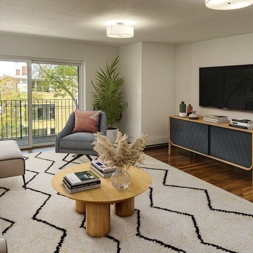 Photo - 880 E 4th St Unit 4-10