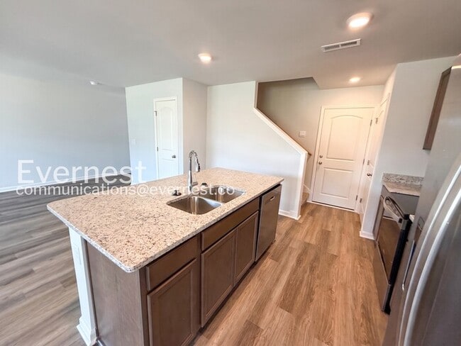Photo - 21421 Scuttle St