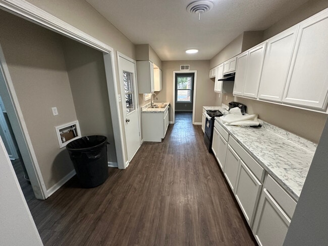 Photo - 1153 Claiborne Dr