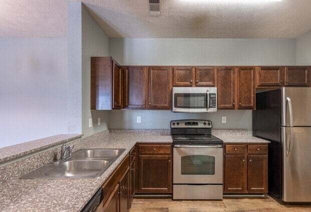Building Photo - Westridge Apartments