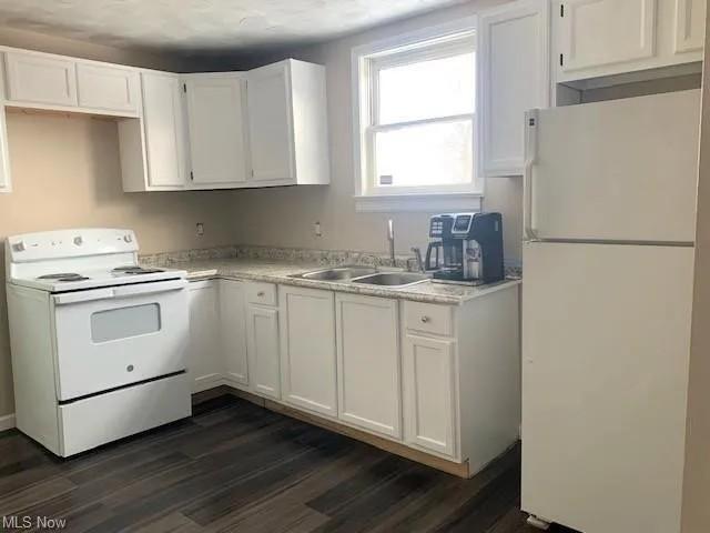 Photo - 175 Russell Ave