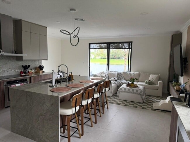 Photo - 481 NE 194th Terrace