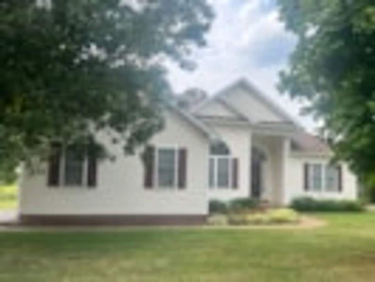 Great Floorplan, Great Location! - Great Floorplan, Great Location!