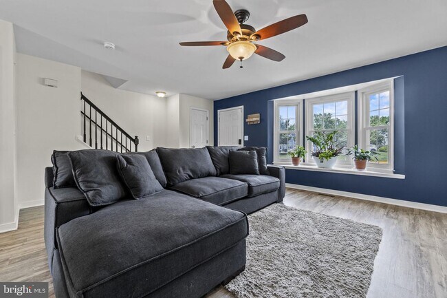 310 Crescent Blvd