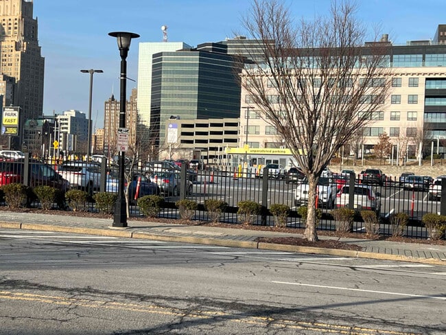 Photo - 45 William St