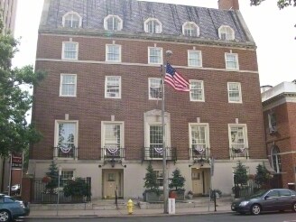 Photo - 221 Church St