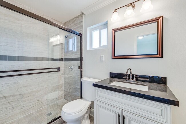 2nd Bathroom