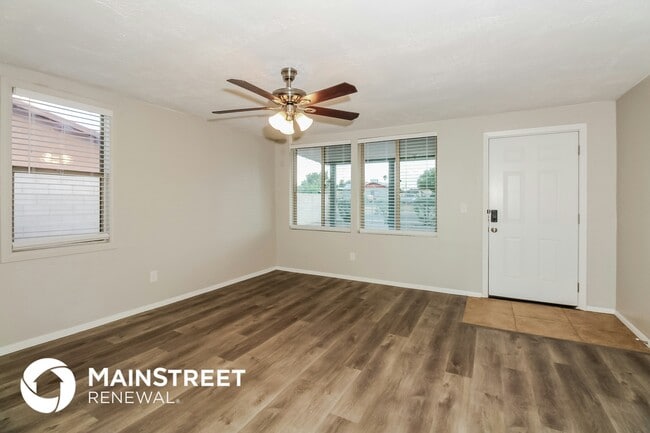 Photo - 718 W Louisiana St