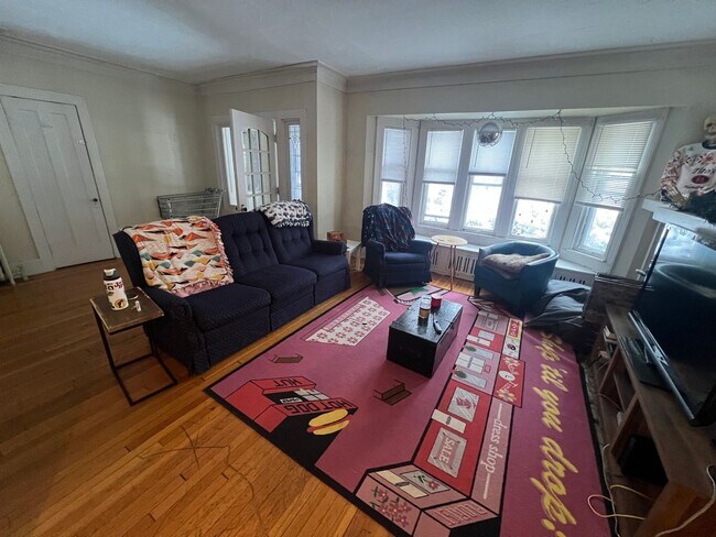 Photo - 3041 N Farwell Ave Unidad Lower