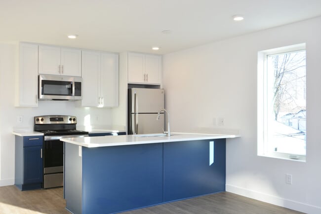 Photo - 2909 Grand St NE Apartment Unit 2