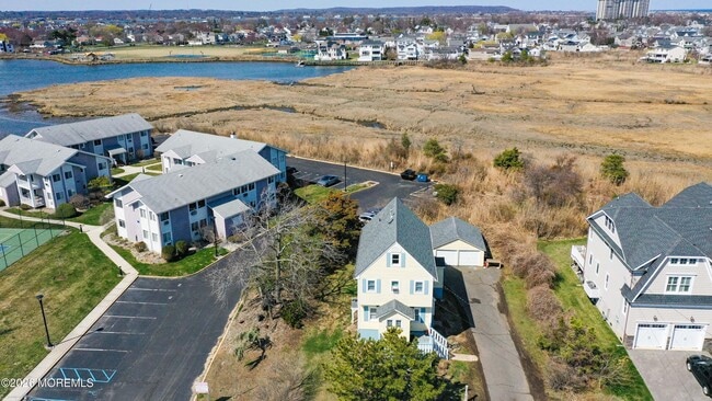 Photo - 47 Valentine St