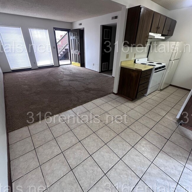 Photo - 359 E Marion Ct Unit 359 E Marion Ct Apt 1