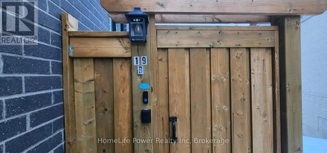 Photo - 19 Ferris Cir