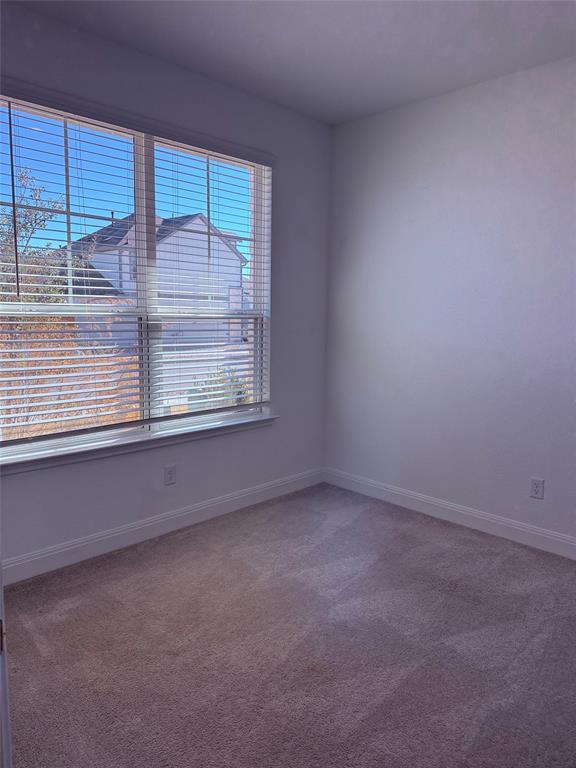 Photo - 513 Senca Pk