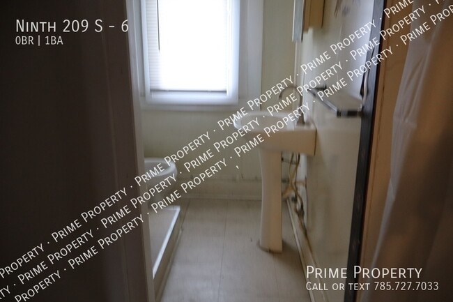 Photo - Ninth 209 S-6 Unit 6