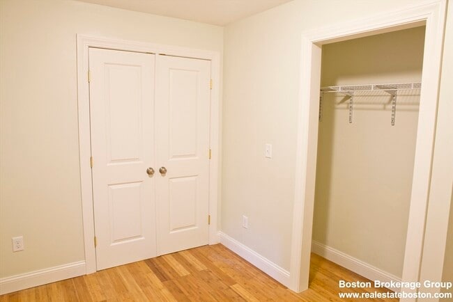 Photo - 35 Forbes St Unit 2