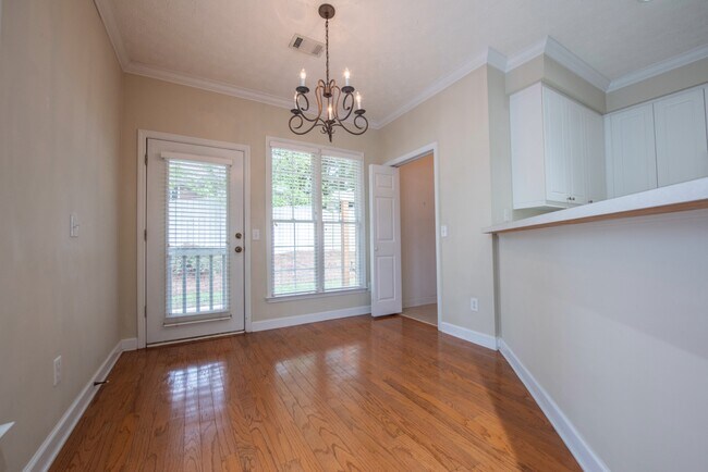 Photo - 1613 Over Cup Cir