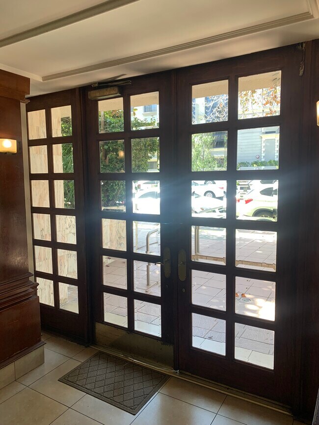 Photo - 120 N Swall Dr Unit 207