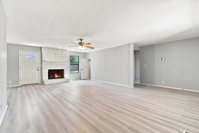 Photo - 1609 S Chestnut Ave