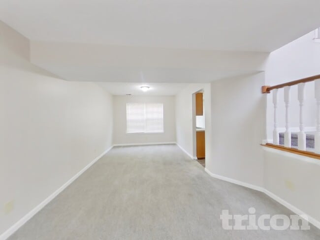 Photo - 1022 Pine Mountain Way
