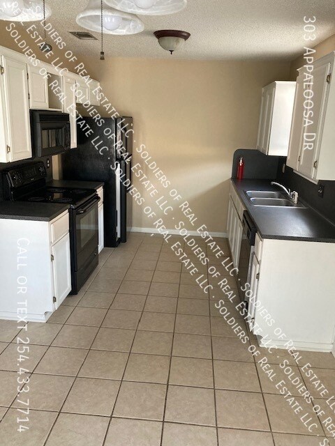 Photo - 303 Appaloosa Dr