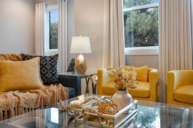 Photo - 3737 Bienville Ave Unit ID1269999P