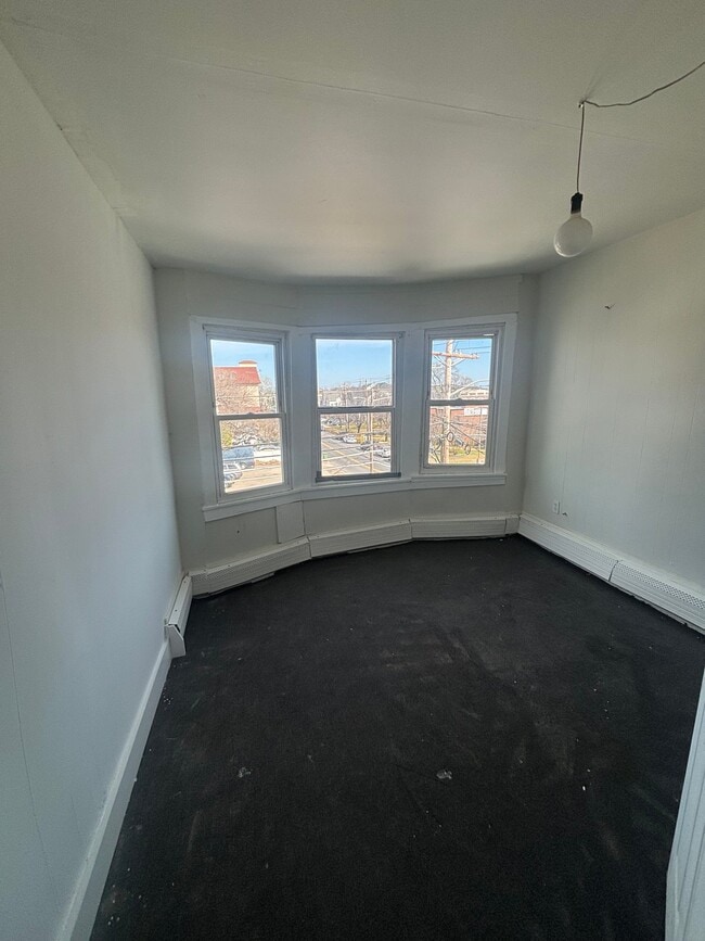 Photo - 201 4th St Unit 2